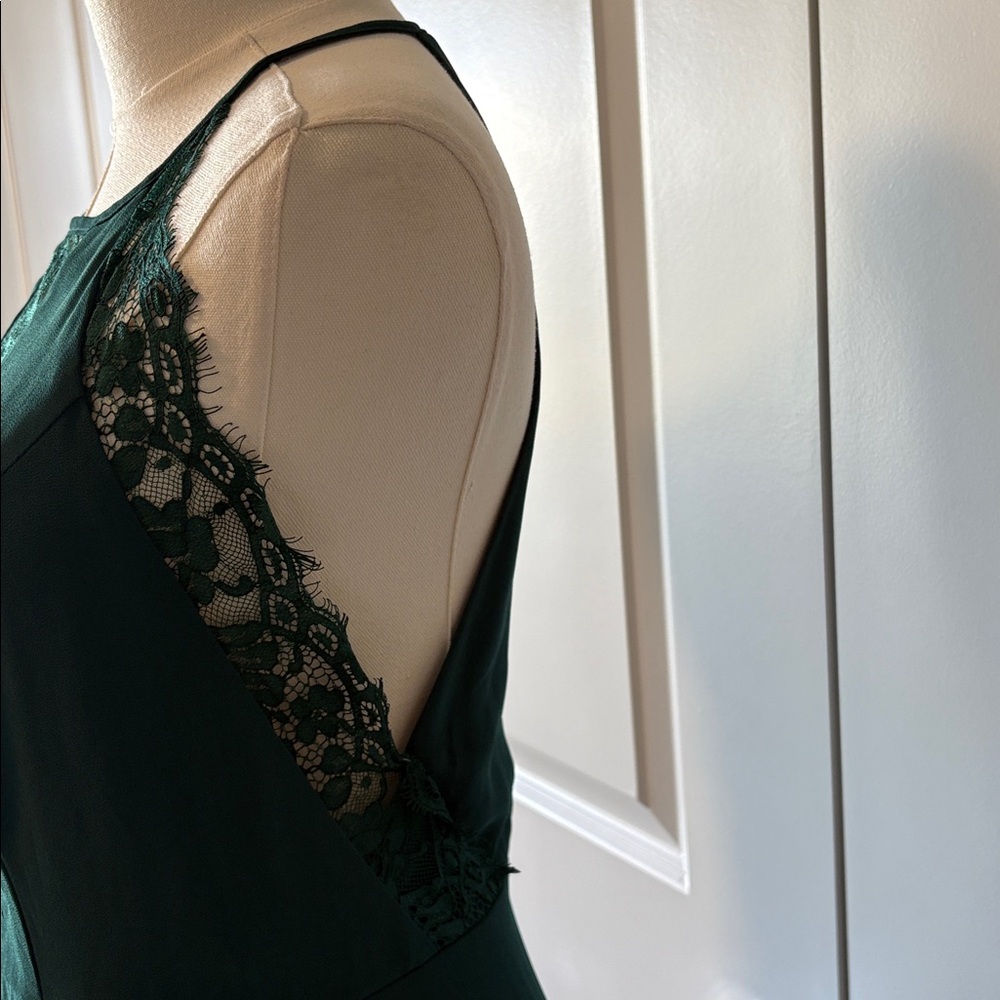 Lulus dress - Picture 3 of 11